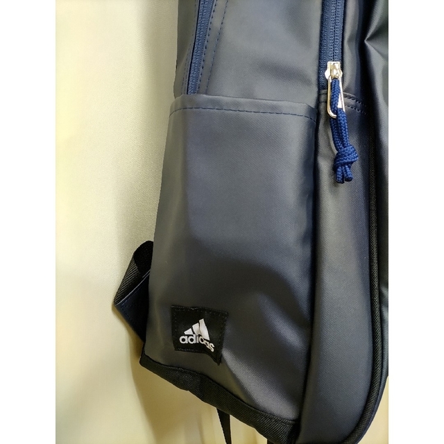 アディダス　レディース　リュック　新品　NIKE  adidas emmi