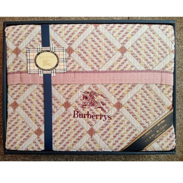 BURBERRY(バーバリー)の【Burberry】タオルケット インテリア/住まい/日用品の寝具(その他)の商品写真