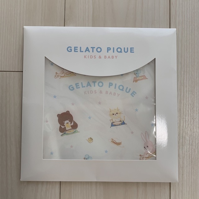 gelato pique(ジェラートピケ)の【新品未開封】ジェラートピケ お食事エプロン キッズ/ベビー/マタニティの授乳/お食事用品(お食事エプロン)の商品写真