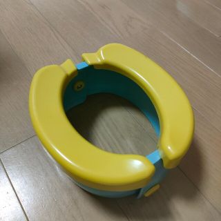 BANANA POTTY 携帯おまる(ベビーおまる)