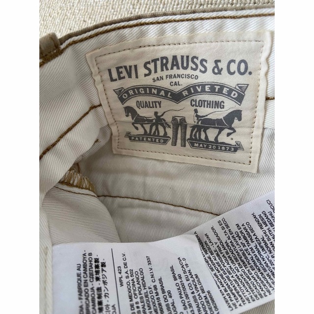 Levi's(リーバイス)の【Levi's】ハーフパンツ【32inc•ベージュ】 メンズのパンツ(ショートパンツ)の商品写真
