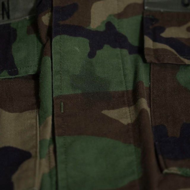 MILITARY(ミリタリー)の米軍　実物　BDUシャツ　90s MEDIUM-X-SHORT メンズのジャケット/アウター(ミリタリージャケット)の商品写真