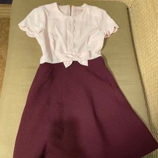 テッドベイカー(TED BAKER)のリボン　ワインレッド×ピンクのワンピース(ひざ丈ワンピース)