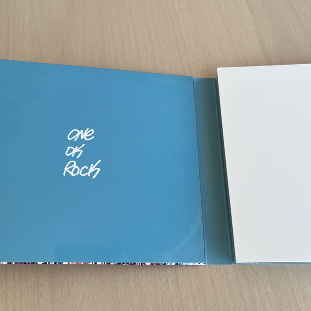 ONE OK ROCK(ワンオクロック)のEye of the Storm（初回限定盤） エンタメ/ホビーのCD(ポップス/ロック(邦楽))の商品写真