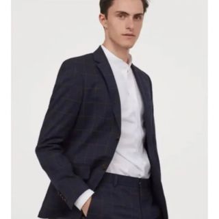 エイチアンドエム(H&M)の【新品】H&M SLIM JACKET 最新作　(テーラードジャケット)