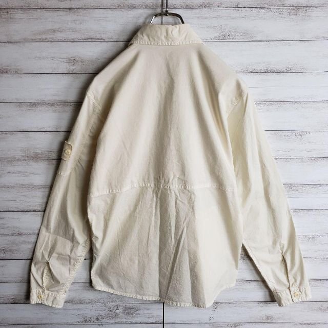 STONE ISLAND(ストーンアイランド)の【レアデザイン】ストーンアイランド ゴーストパッチ 同色 シャツジャケット 白 メンズのトップス(シャツ)の商品写真