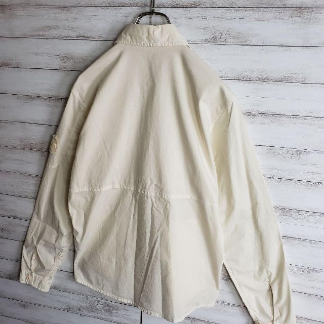 STONE ISLAND(ストーンアイランド)の【レアデザイン】ストーンアイランド ゴーストパッチ 同色 シャツジャケット 白 メンズのトップス(シャツ)の商品写真