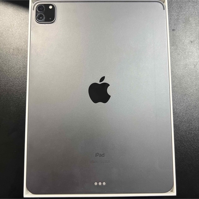 Apple - 【美品】iPad pro 第2世代 128GB WiFiモデルの通販 by こと ...