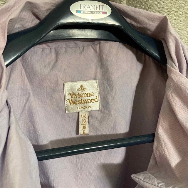 Vivienne Westwood(ヴィヴィアンウエストウッド)のvivienne Westwood 変形シャツ　カーディガン レディースのトップス(シャツ/ブラウス(長袖/七分))の商品写真