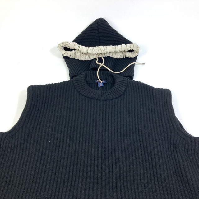 LOUIS VUITTON - ルイヴィトン LOUIS VUITTON フード スリーブレス