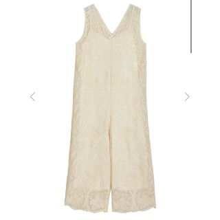 アメリヴィンテージ(Ameri VINTAGE)のAmeri vintage CHLOE V NECK ROMPERS TLサイズ(オールインワン)