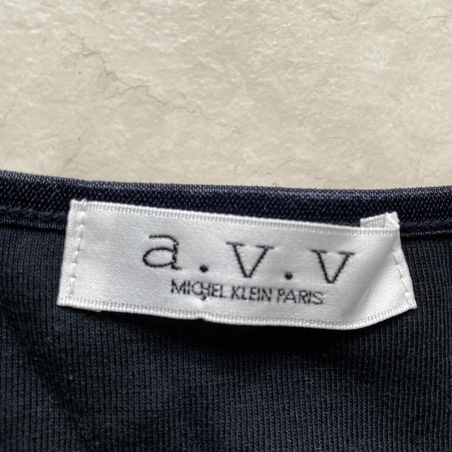 a.v.v(アーヴェヴェ)のa.v.v レディースのトップス(Tシャツ(半袖/袖なし))の商品写真