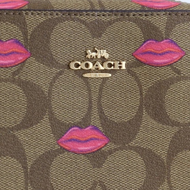 COACH コーチ ミニカメラバッグ ショルダーバッグ リップ柄♡