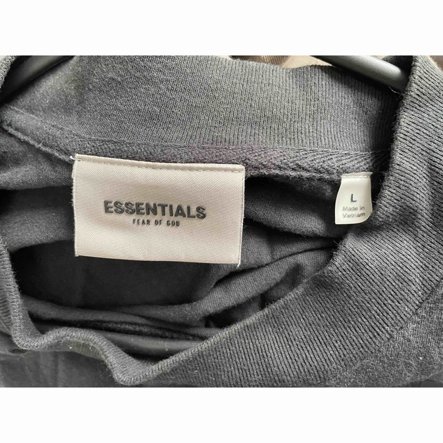 FEAR OF GOD(フィアオブゴッド)のessentials ロンT メンズのトップス(Tシャツ/カットソー(七分/長袖))の商品写真