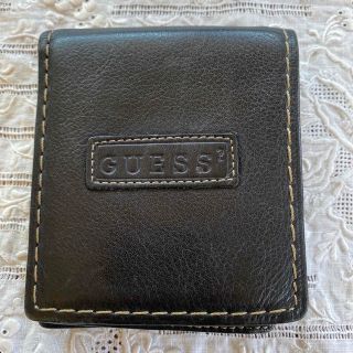 ゲス(GUESS)のゲス　GUSS サイフ　財布　二つ折り　パスケース付き(折り財布)