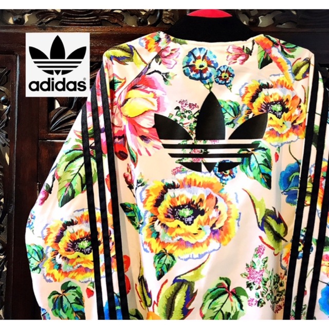 adidasアディダス ファーム コラボ紫陽花柄 花柄パーカーボタニカル