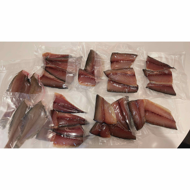 富山湾 採りたてスルメイカ船上干し10杯＋魚プレゼント付き 食品/飲料/酒の食品(魚介)の商品写真