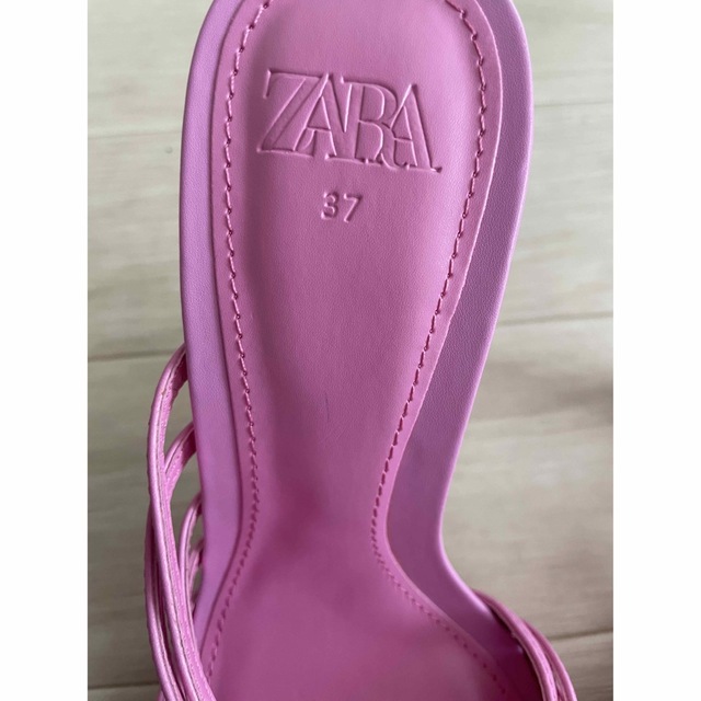 ZARA(ザラ)のZARA 37 ヒールサンダル ピンク ザラ レディースの靴/シューズ(サンダル)の商品写真