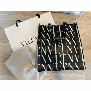 VALENTINO - ※専用 VLTN タイムズ メンズ トートバッグ ブラック 新品 ...