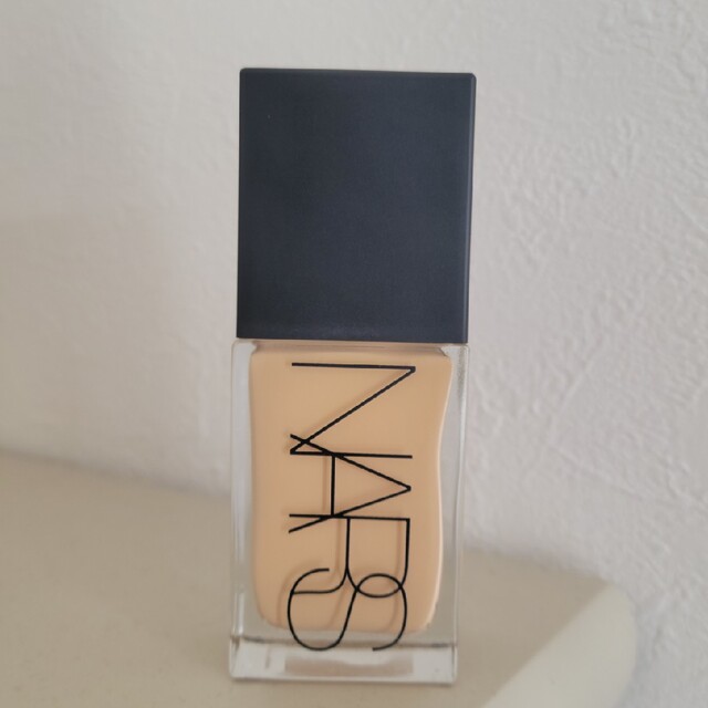 NARS　ライトリフレクティング　ファンデーション