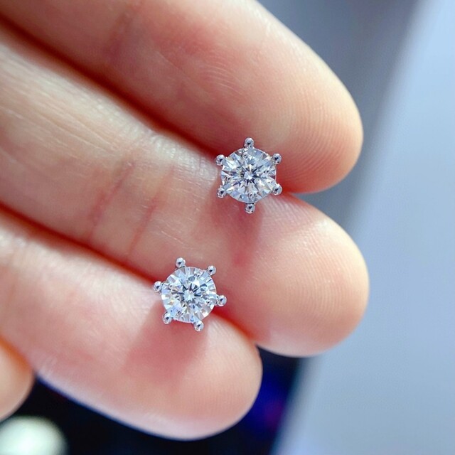 天然ダイヤモンドピアス0.24ct k18 - www.sorbillomenu.com