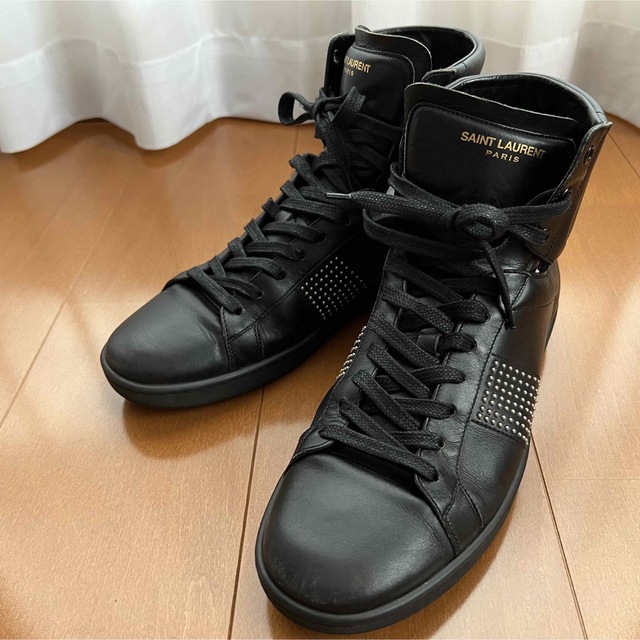 Saint Laurent(サンローラン)の専用saint laurent スタッズスニーカー ブラック 41 26.5cm メンズの靴/シューズ(スニーカー)の商品写真