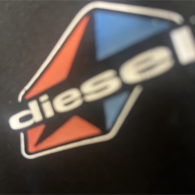 DIESEL(ディーゼル)のDIESEL 袖ロゴ　トレーナー　S メンズ メンズのトップス(スウェット)の商品写真