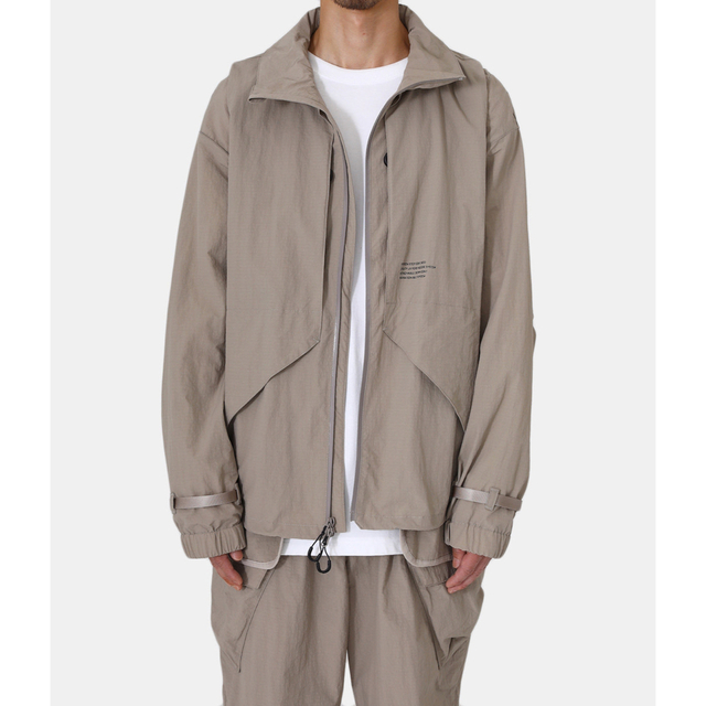 CMF OUTDOOR GARMENT 15 STEP JK | www.jarussi.com.br