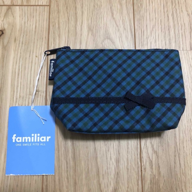 familiar(ファミリア)の【新品タグ付】familiar ファミリア 緑チェック ポーチ お財布  レディースのファッション小物(ポーチ)の商品写真