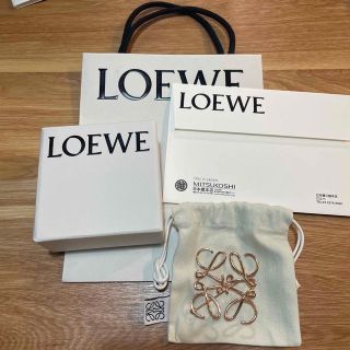 ロエベ(LOEWE)のLOEWE アナグラムブローチ　ローズゴールド(ブローチ/コサージュ)