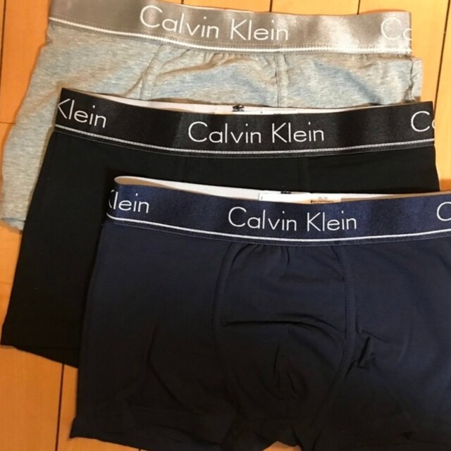 Calvin Klein(カルバンクライン)のCalvin Kleinボクサーパンツ3枚セット　Lサイズ メンズのアンダーウェア(ボクサーパンツ)の商品写真