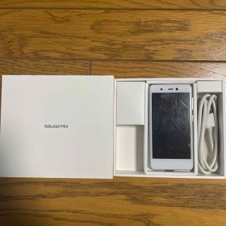 ラクテン(Rakuten)のRakuten mini 本体(スマートフォン本体)