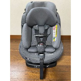 マキシコシ(Maxi-Cosi)のマキシコシ アクシスフィックスプラス 回転式 チャイルドシート ISOFIX(自動車用チャイルドシート本体)