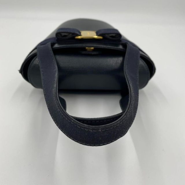 極美品✨サルヴァトーレフェラガモ ハンドバッグ ヴァラリボン