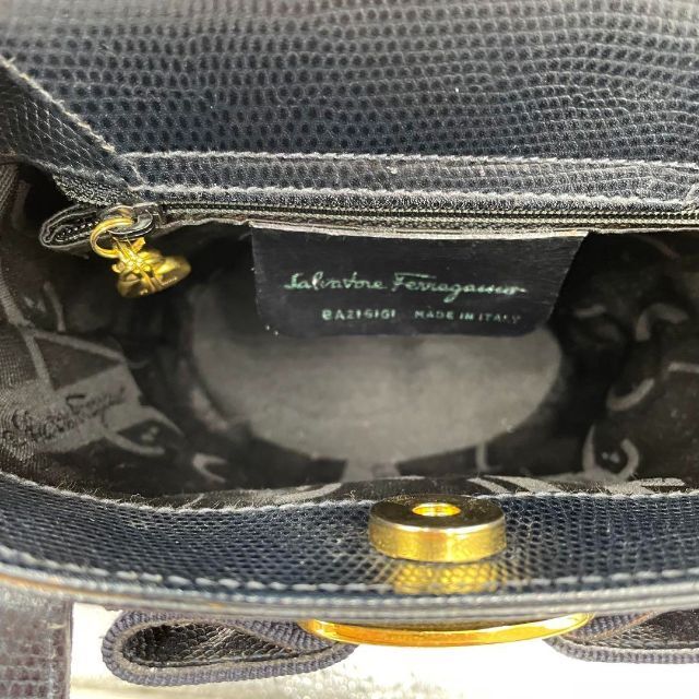極美品✨サルヴァトーレフェラガモ ハンドバッグ ヴァラリボン