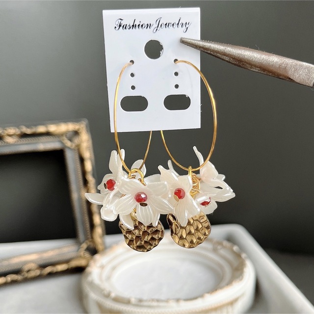 大人可愛い ハンドメイド ピアス - ピアス