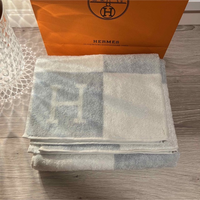 新品 HERMES フェイスタオル