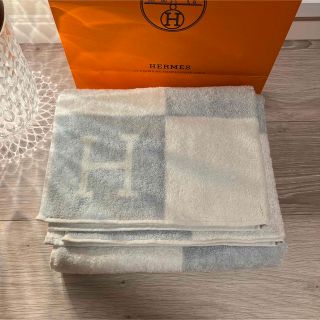 エルメス(Hermes)の【新品未使用】エルメス　アヴァロン　フェイスタオル　水色(タオル/バス用品)