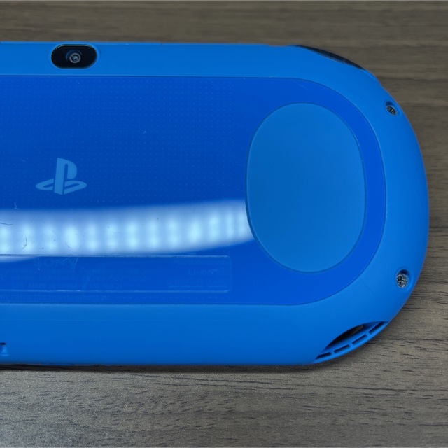 PlayStation Vita(プレイステーションヴィータ)のPlayStation Vita PCH-2000 ZA23 アクアブルー 本体 エンタメ/ホビーのゲームソフト/ゲーム機本体(携帯用ゲーム機本体)の商品写真