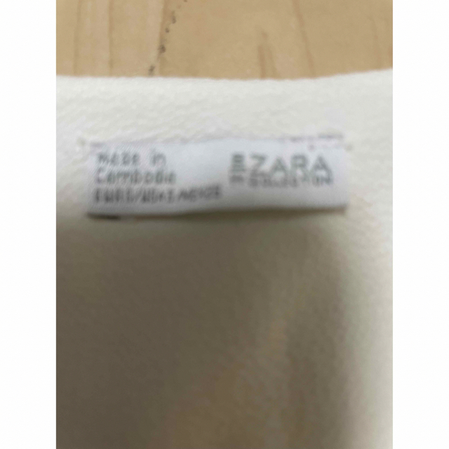 ZARA(ザラ)のZARA ザラ カットアウト トップス ホワイト S レディースのトップス(チュニック)の商品写真