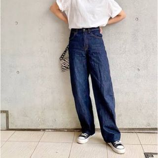 ユニクロ(UNIQLO)のUniqlo U ワイドフィットカーブジーンズ 25 67 BLUE(デニム/ジーンズ)