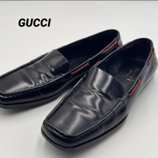 グッチ(Gucci)のGUCCI 黒ローファー ドライビングシューズ 38 24.5cmシェリーライン(ローファー/革靴)