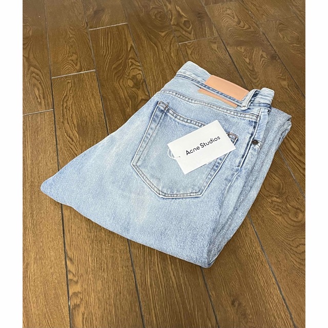 Acne Studios(アクネストゥディオズ)のACNE STUDIOS 1991 TOJ LIGHT BLUE TRASH メンズのパンツ(デニム/ジーンズ)の商品写真