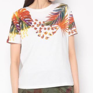 デシグアル(DESIGUAL)の新品✨未使用　涼しくて身幅ゆったり❤️楽なTシャツ　ホワイト　大特価‼️(Tシャツ(半袖/袖なし))