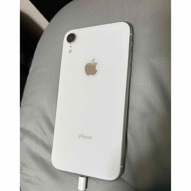 iPhone XR 128G ホワイト 新品