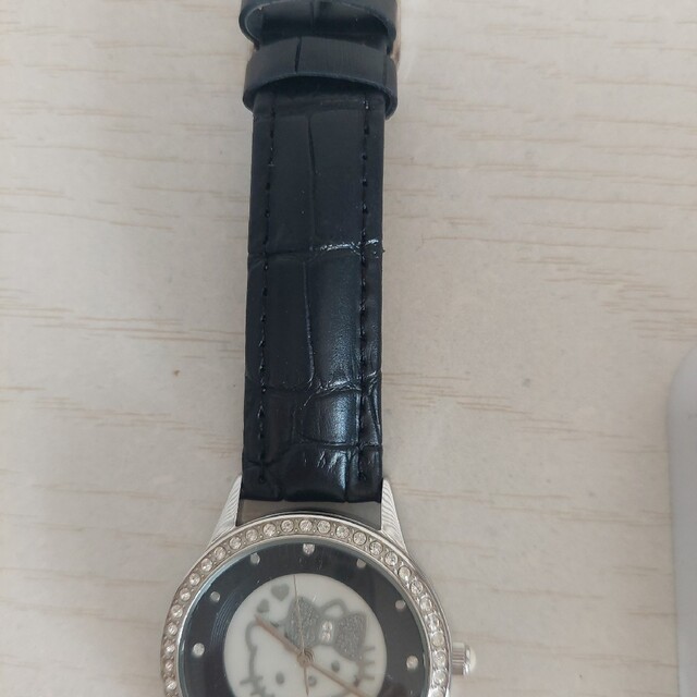 ハローキティ(ハローキティ)のハローキティ☆日本未入荷キラキラ腕時計 レディースのファッション小物(腕時計)の商品写真