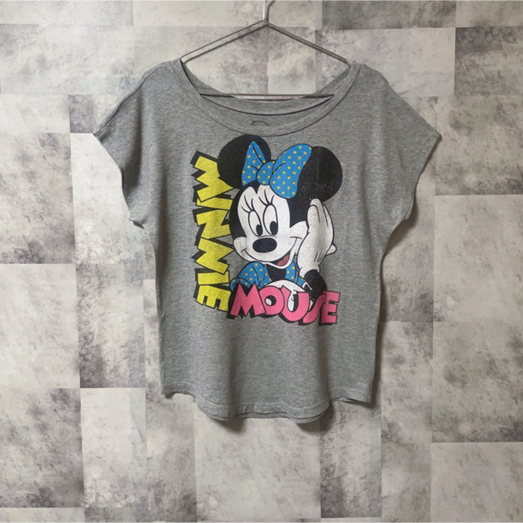 Disney(ディズニー)の専用　Tシャツ2着 レディースのトップス(Tシャツ(半袖/袖なし))の商品写真