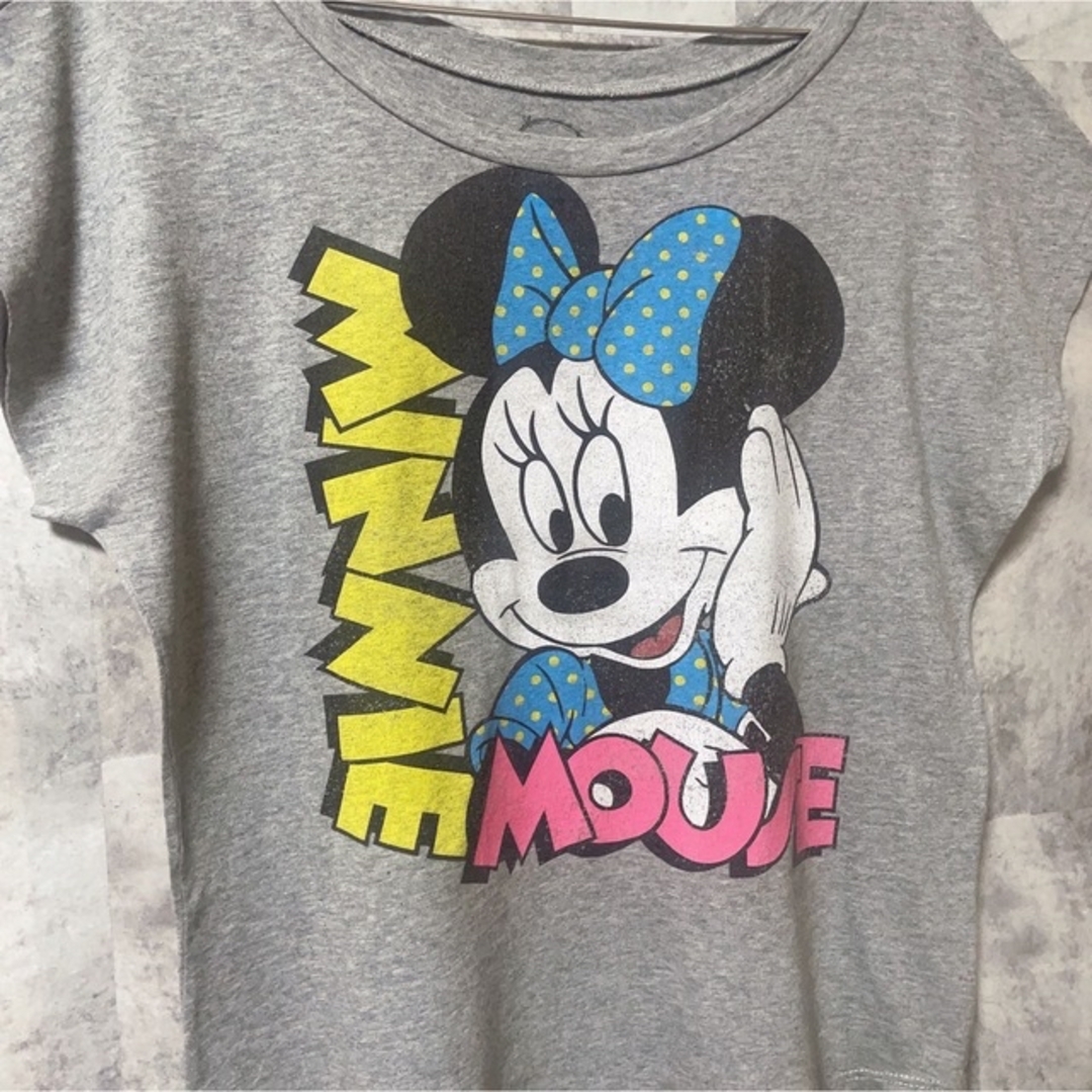 Disney(ディズニー)の専用　Tシャツ2着 レディースのトップス(Tシャツ(半袖/袖なし))の商品写真