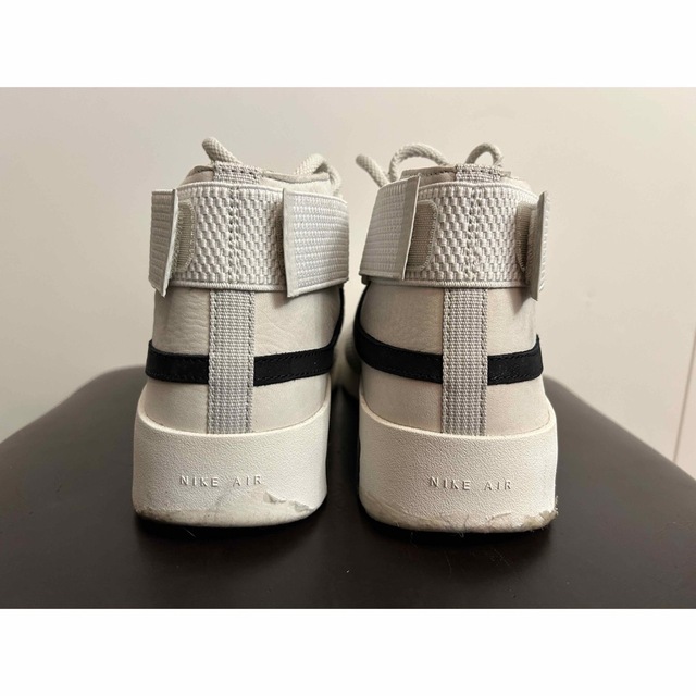 FEAR OF GOD(フィアオブゴッド)のFear Of God × Nike Air  Raid "Light Bone メンズの靴/シューズ(スニーカー)の商品写真