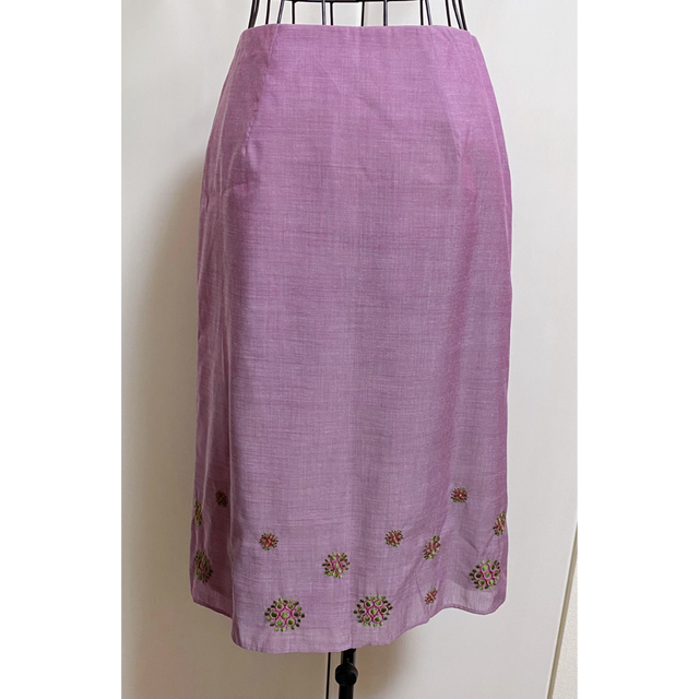 美品　シビラ　刺繍スカート　Mサイズ | フリマアプリ ラクマ